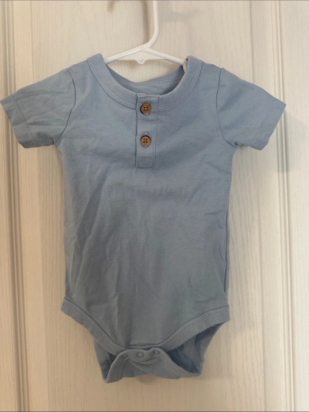 Cat & Jack short sleeve onesie with button accents